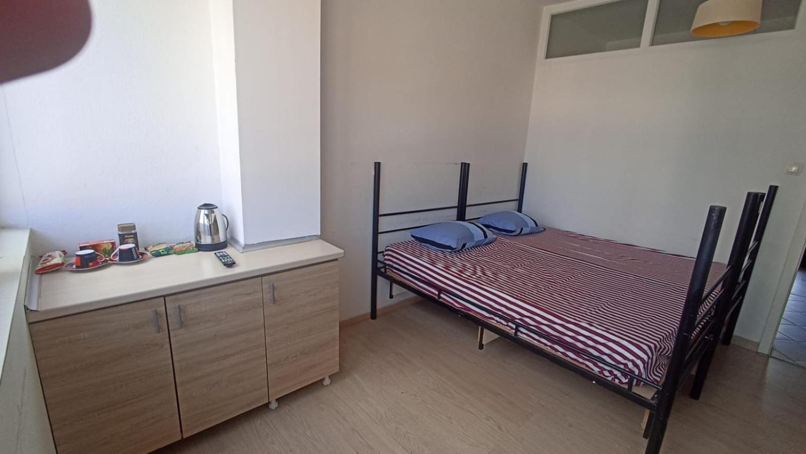 Newborn Comfort Hostel The Biggest Hostel Of Town With Best Location Приштина Екстер'єр фото