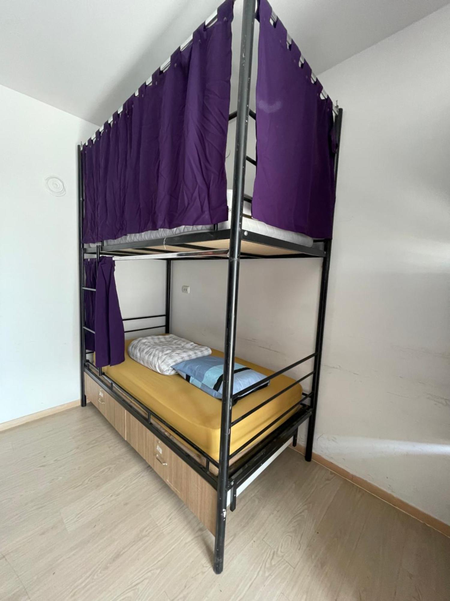 Newborn Comfort Hostel The Biggest Hostel Of Town With Best Location Приштина Екстер'єр фото